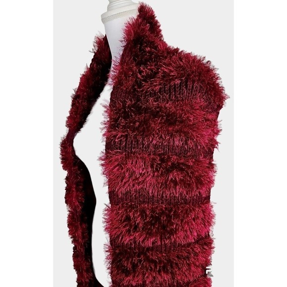 Handmade Burgundy Red Knit Shaggy/Fluffy Scarf Ling Made to Order. - Picture 10 of 12